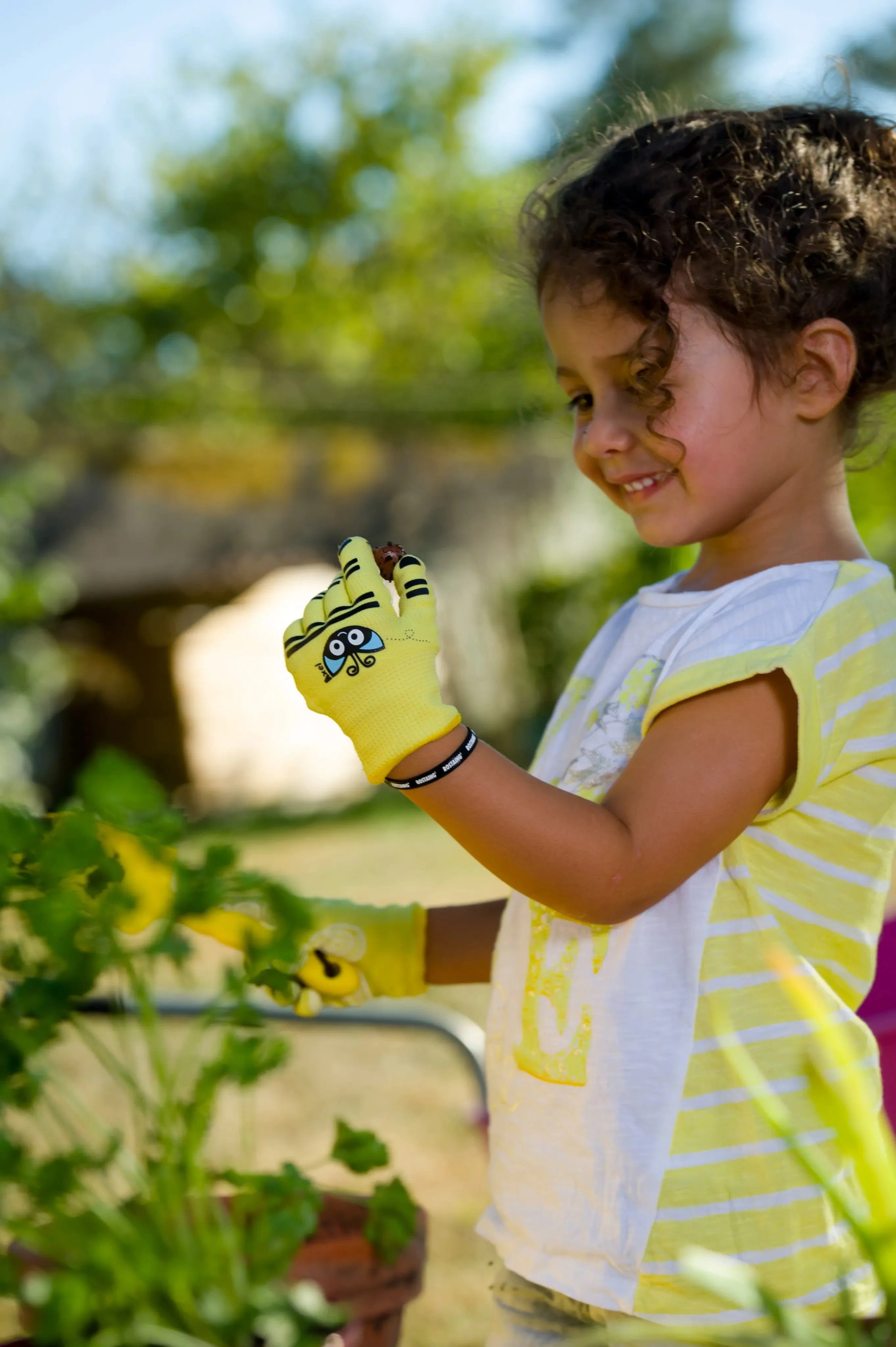 Children's Bee Character Gardening Gloves - Image 5