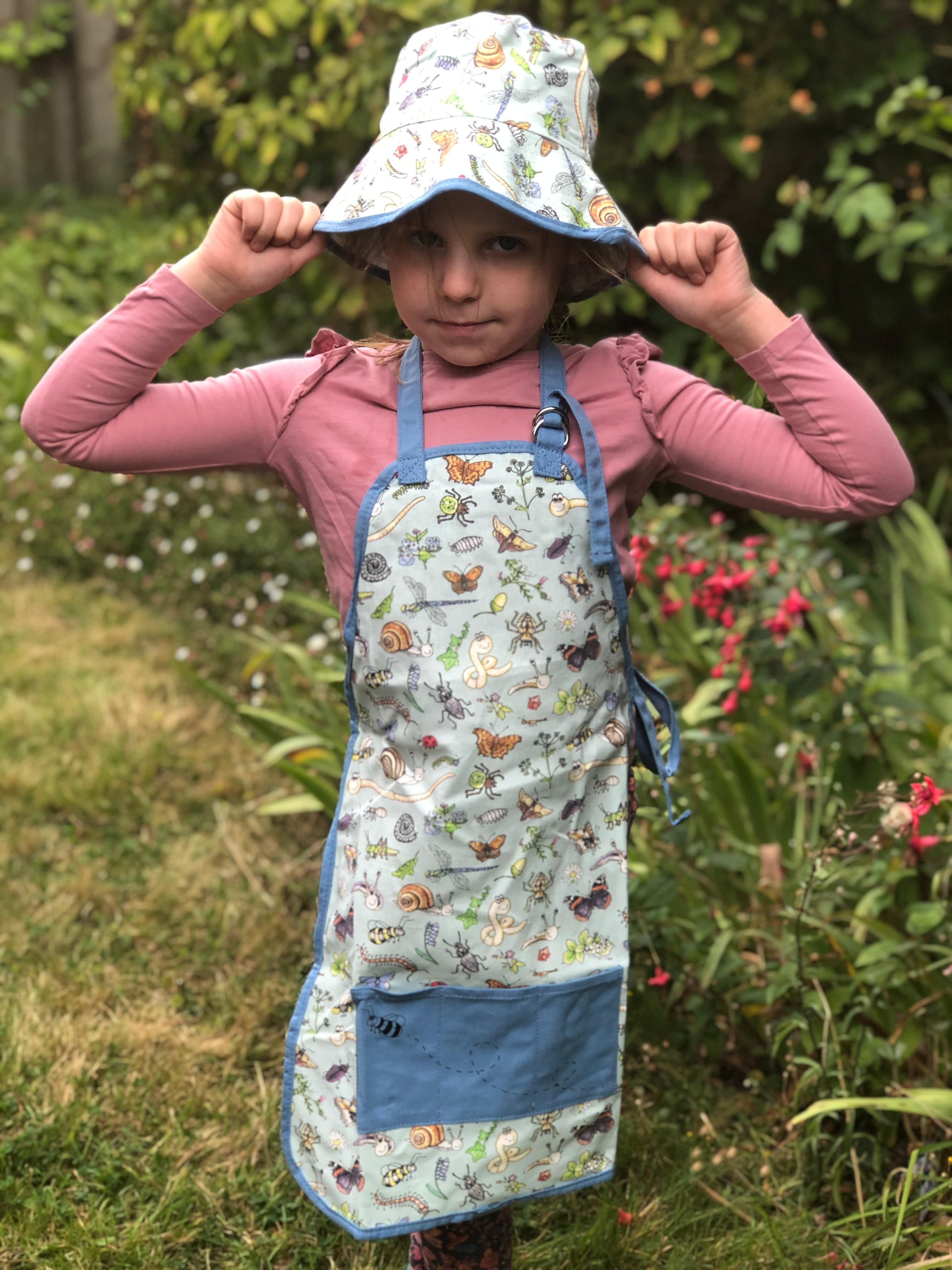 Little Nature Explorers Children's Garden Apron - Image 6