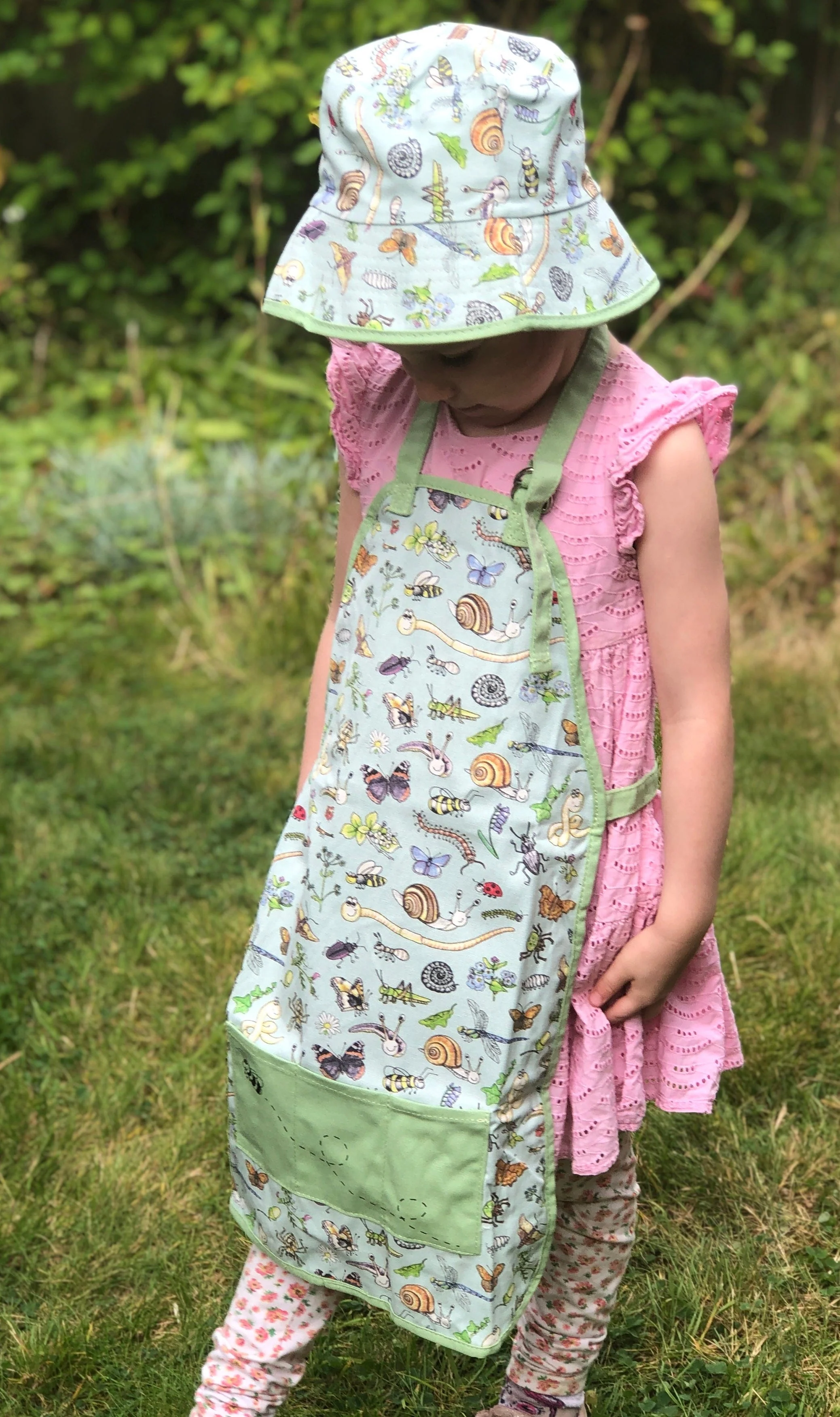 Little Nature Explorers Children's Garden Apron - Image 7